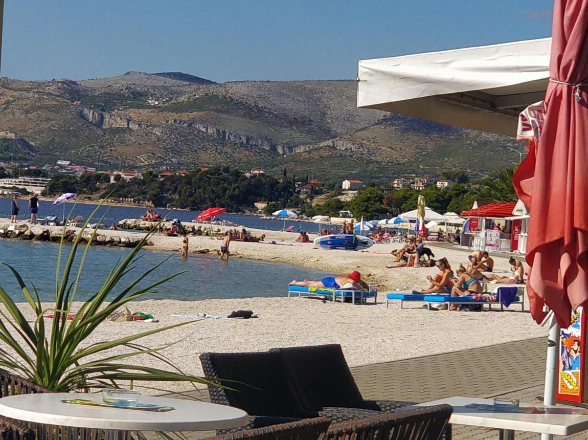 Apartments Villa A - Heating Pool Trogir Eksteriør bilde